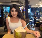 Cansu ve Lora fotoğrafı önizleme